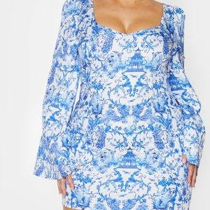 Blue porcelain print satin lace up bodycon dress